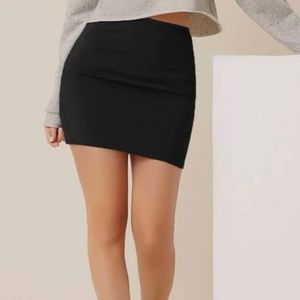 Size 6 Black mini skirt
